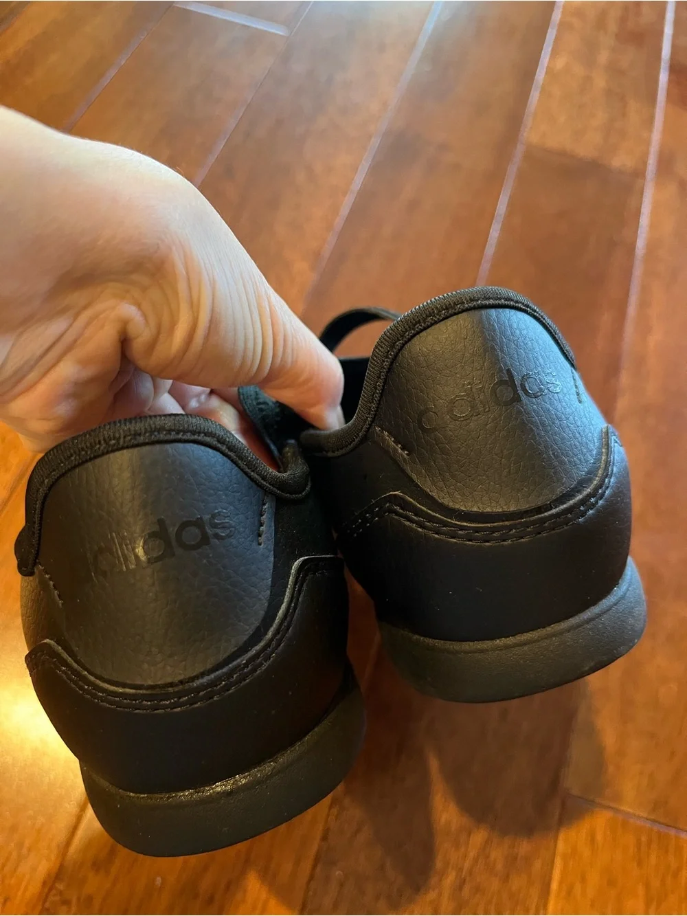 adidas sleek black